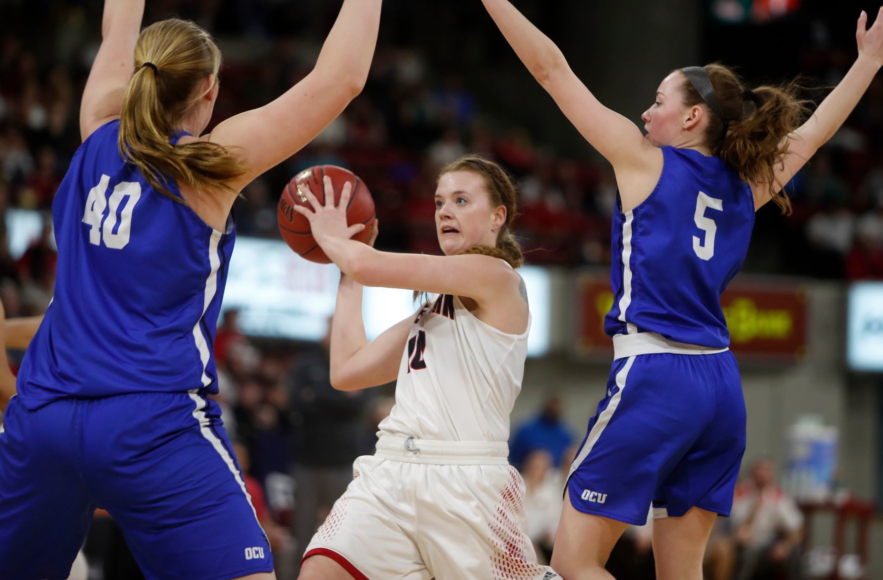 Montana Western takes on Oklahoma City in NAIA Championship